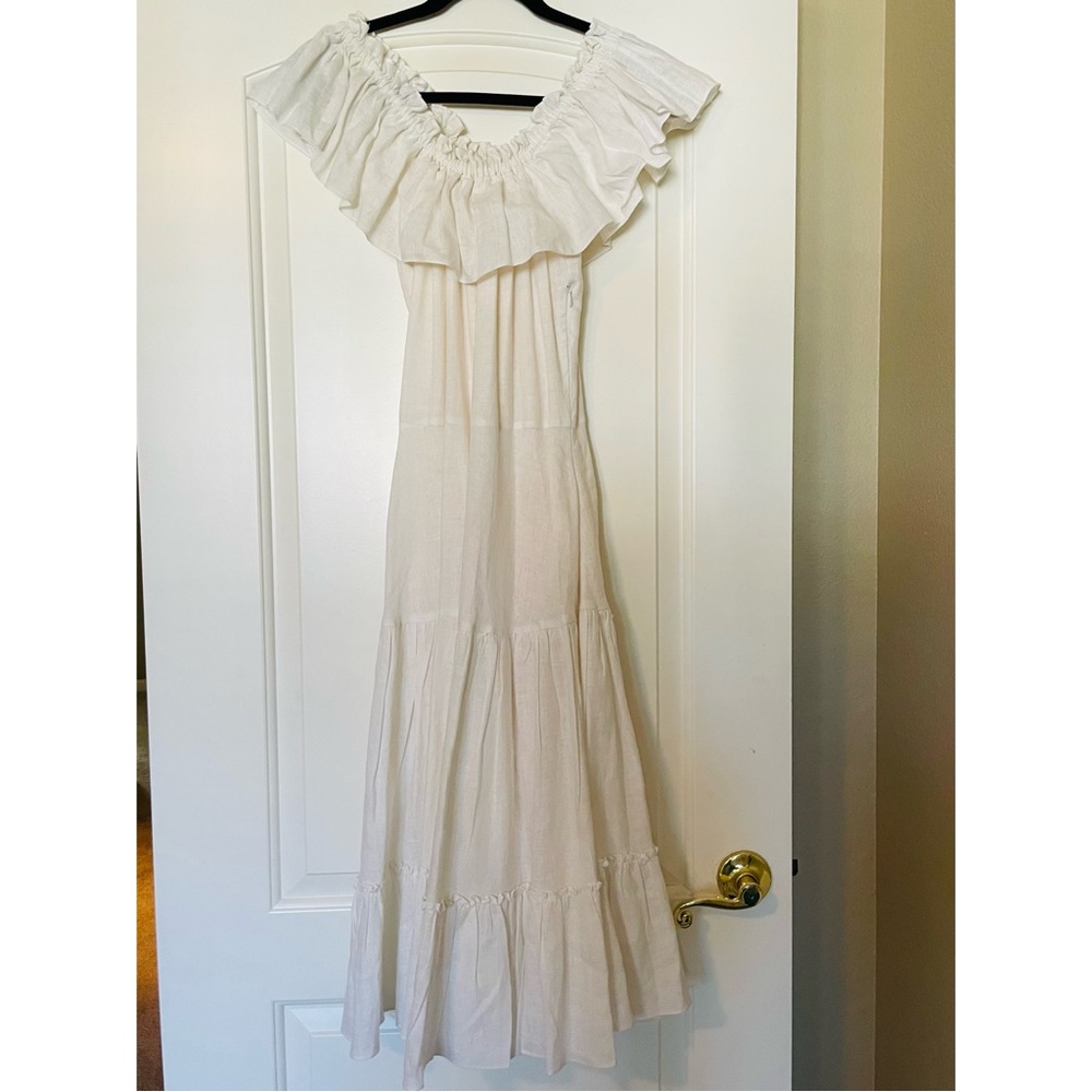 Isolda white dress size 4